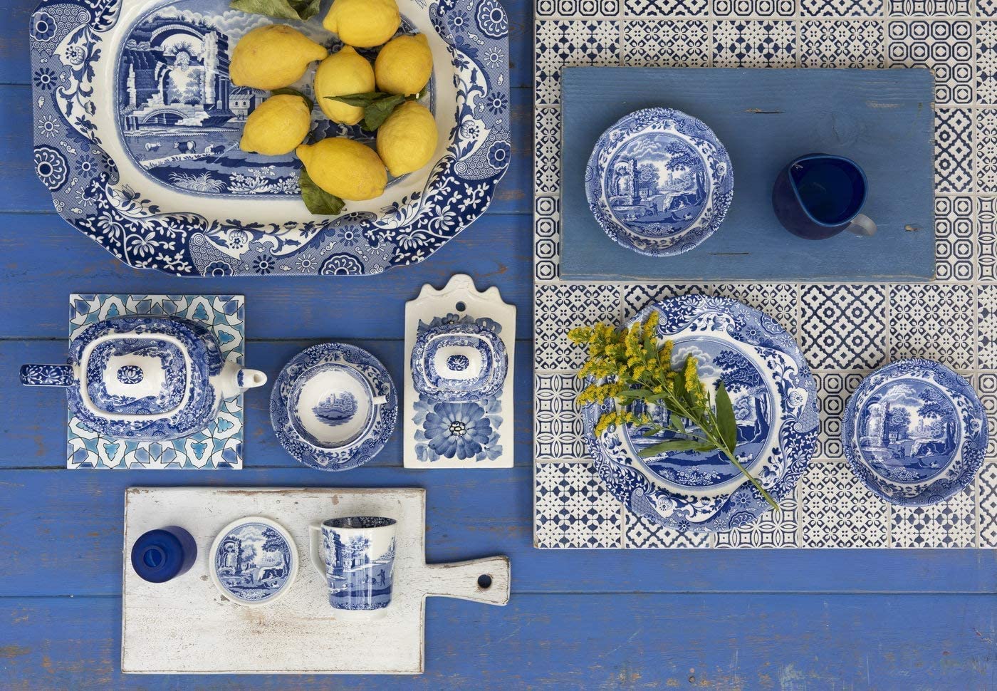 Spode Blue Italian Daisy Bowl | Serve Pasta, Salad, Or Soup | Scalloped Edge Design | Made of Porcelain | Measures 10-Inches | Dishwasher Safe (Blue/White) - Image 5