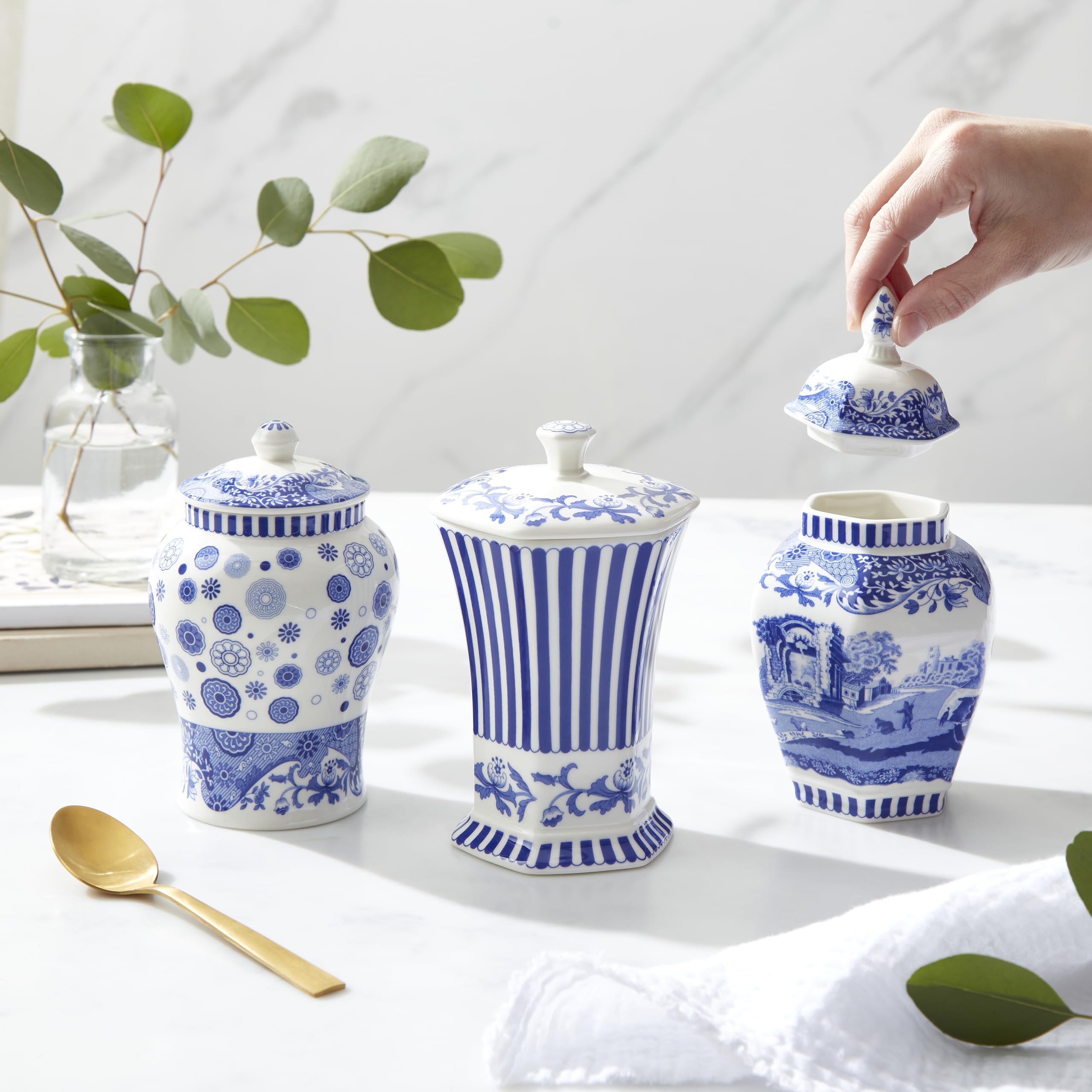 Spode Blue Italian Steccato Vase, 5.2-Inch Porcelain Hexagonal Accent with Stripe & Floral Scroll - Classic Blue & White for Contemporary Mediterranean Home Decor, Ideal for Living, Dining Room - Image 7